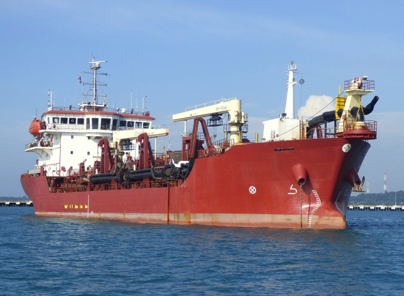 Hopper dredger charter