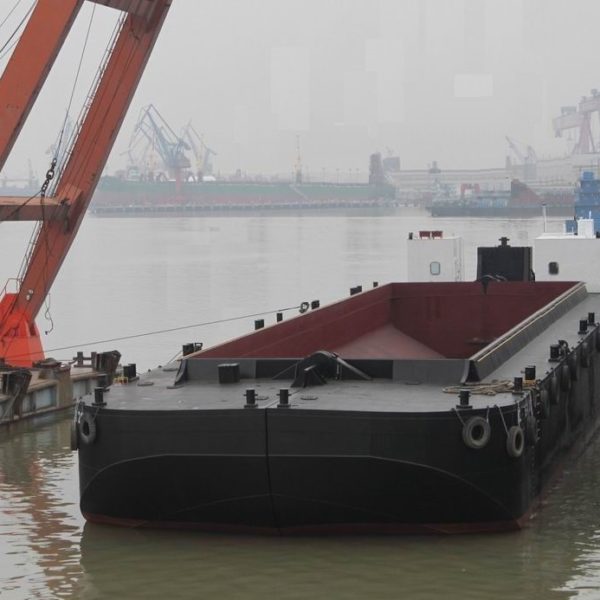 1500 m3 Split Hopper Barge (2x) - Van Loon Maritime Services B.V.