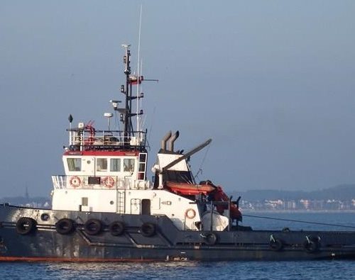 salvage tug