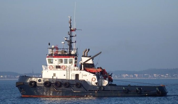 salvage tug