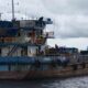 hopper barge