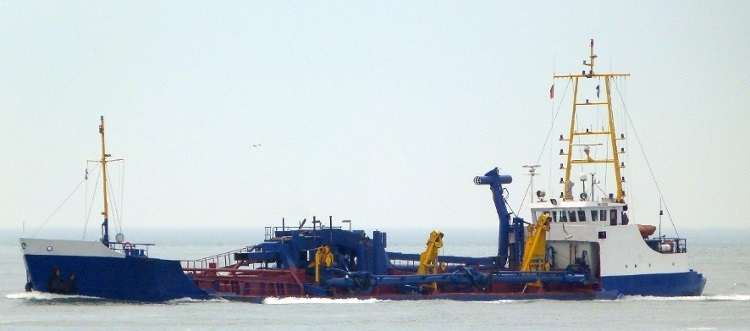aggregate dredger