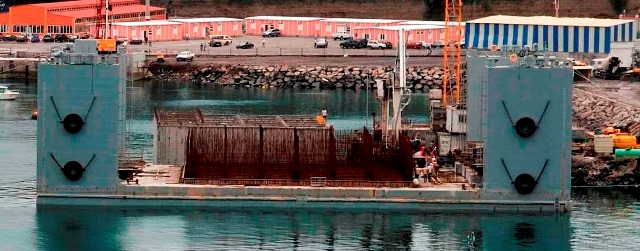 caisson dock