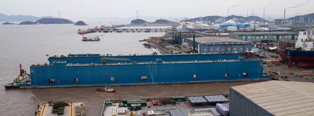 Floating Dock